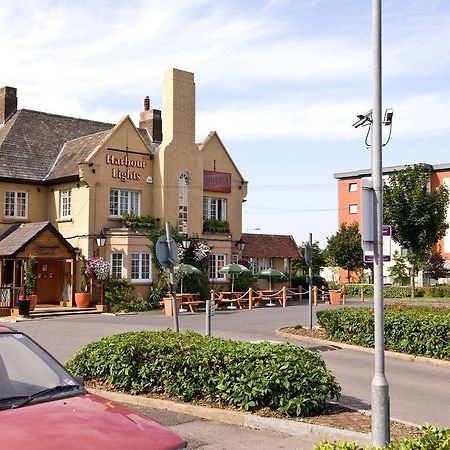 Premier Inn Portsmouth North Harbour Bagian luar foto