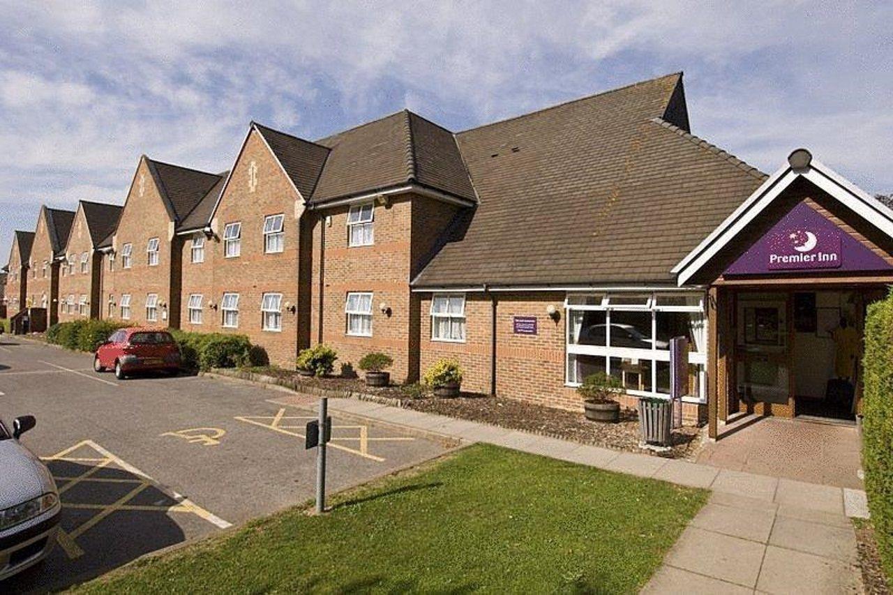 Premier Inn Portsmouth North Harbour Bagian luar foto