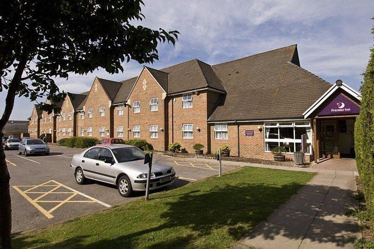 Premier Inn Portsmouth North Harbour Bagian luar foto